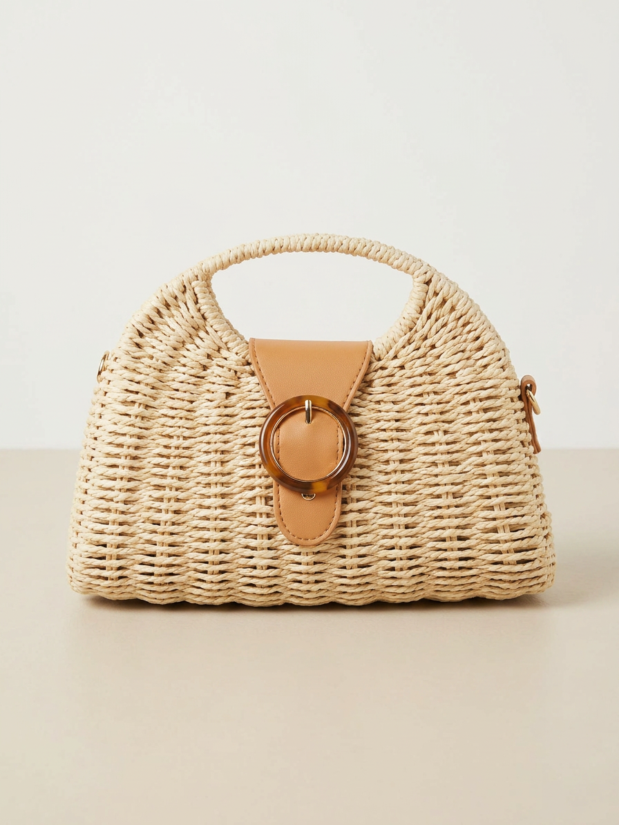 Cartera de rafia con hebilla carey - fondo blanco