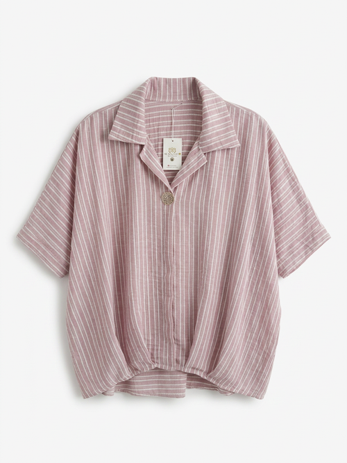 Blusa de lino a rayas rosa palo con botón dorado, corte oversize y manga corta