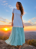 Vestido Azul Lleonor — top de jersey azul cielo con falda de encaje floral aguamarina